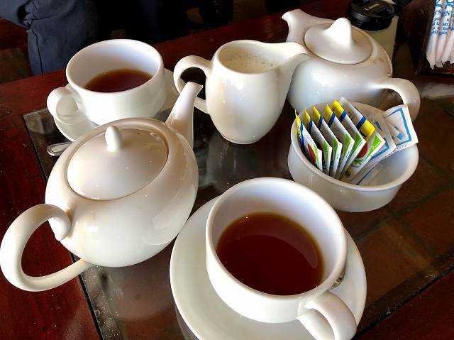 提供された紅茶（撮影：生方正）